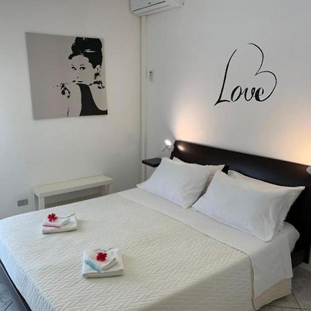 Ferienwohnung The Airport House Catania Exterior foto