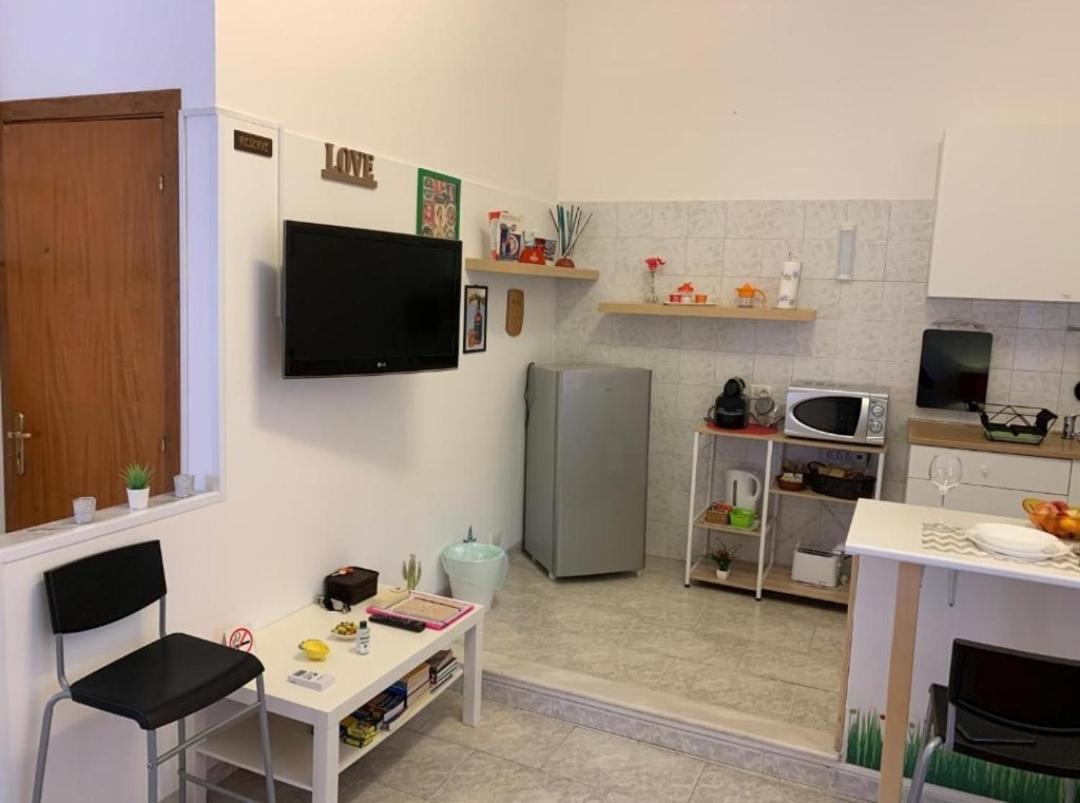Ferienwohnung The Airport House Catania Exterior foto