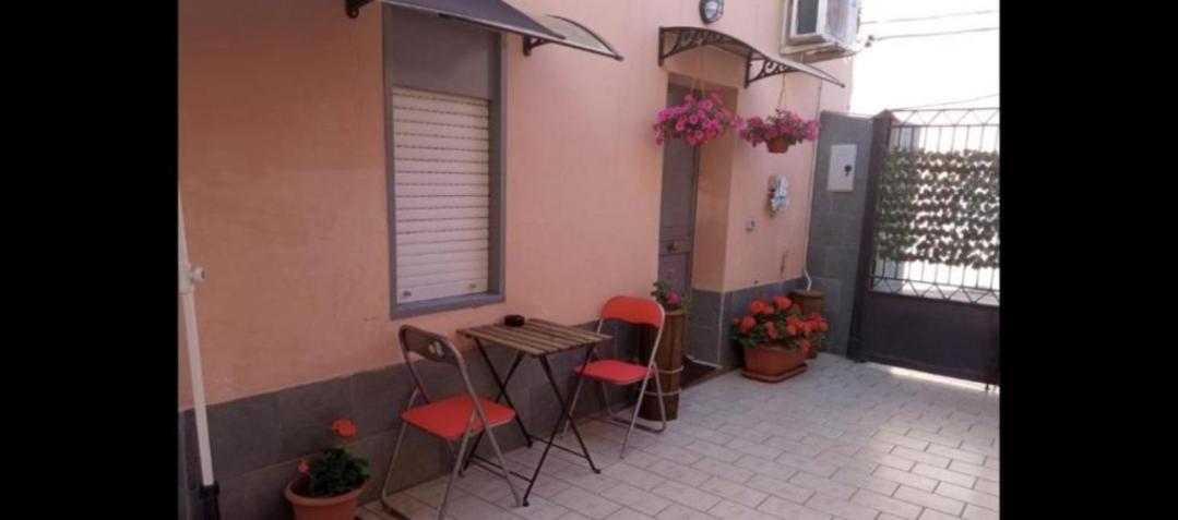 Ferienwohnung The Airport House Catania Exterior foto